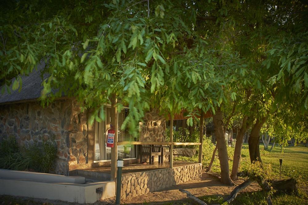 Thamalakane River Lodge Maun Dış mekan fotoğraf